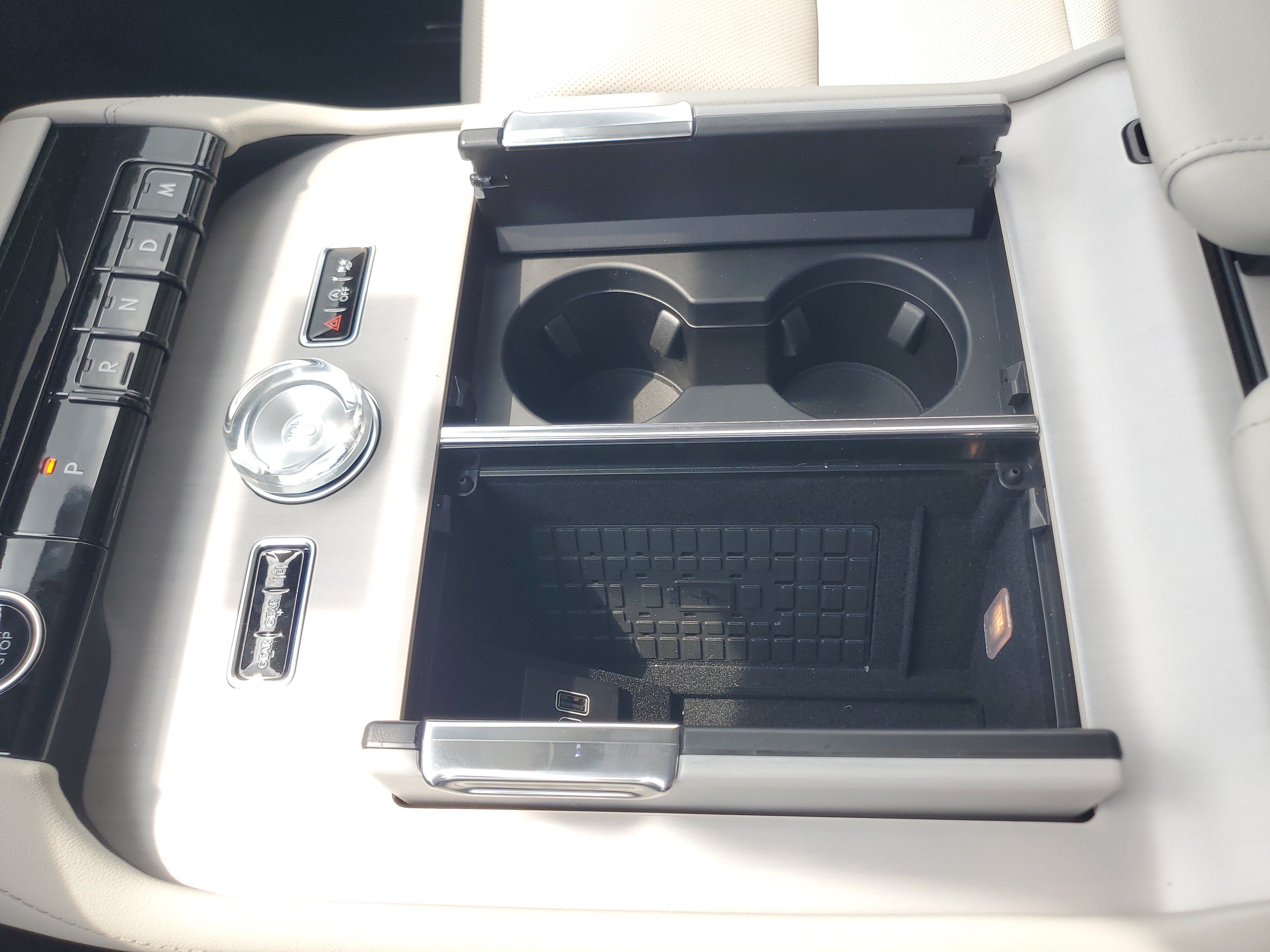 New 2026 Lincoln Navigator Reserve w/ Jet Appearance Package AWD/4WD image 26