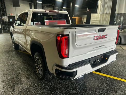 Used 2022 GMC Sierra 1500 AT4 w/ AT4 Preferred Package AWD/4WD image 5