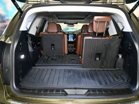 Used 2025 Subaru Ascent Touring w/ Popular Package #2 AWD/4WD image 64