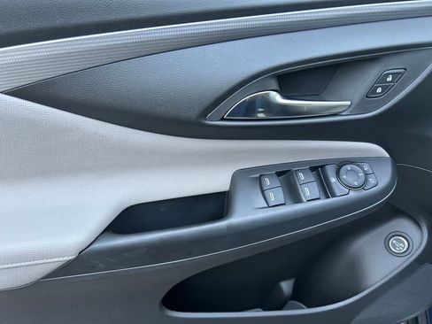 New 2025 Buick Envista Avenir image 12