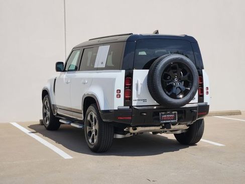 Used 2023 Land Rover Defender 110 X-Dynamic SE image 5