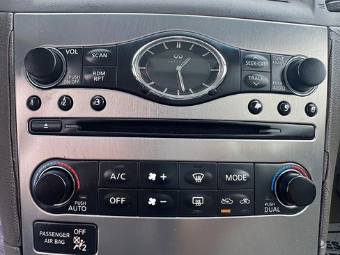 Used 2011 INFINITI G25 Journey w/ Moonroof Pkg image 23