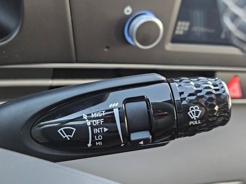 New 2026 Hyundai Elantra Sport FWD image 19