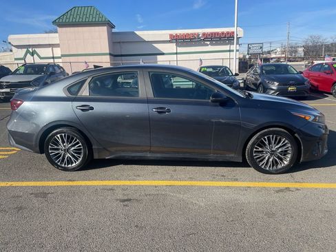 Used 2023 Kia Forte GT-Line image 8