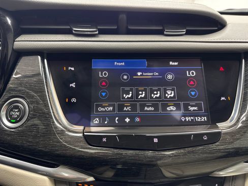 Used 2020 Cadillac XT6 Premium Luxury FWD image 27