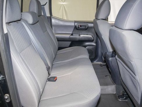 Used 2021 Toyota Tacoma SR5 RWD image 14