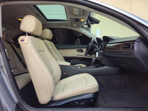 Used 2012 BMW 335i xDrive Coupe image 23
