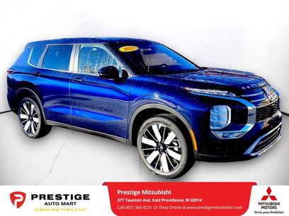 New 2025 Mitsubishi Outlander SE