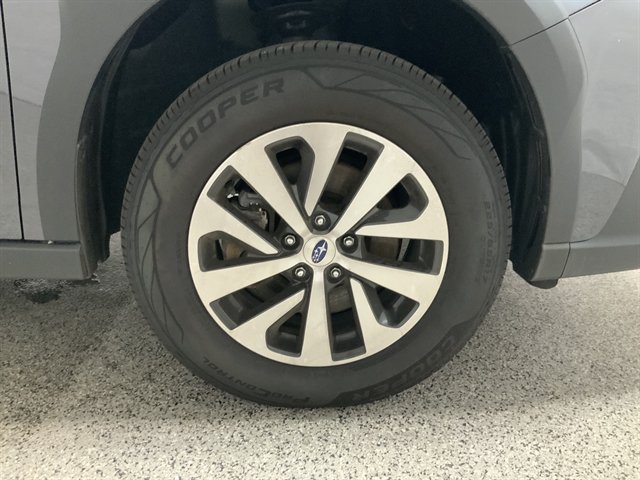 Used 2024 Subaru Outback Premium AWD/4WD image 14