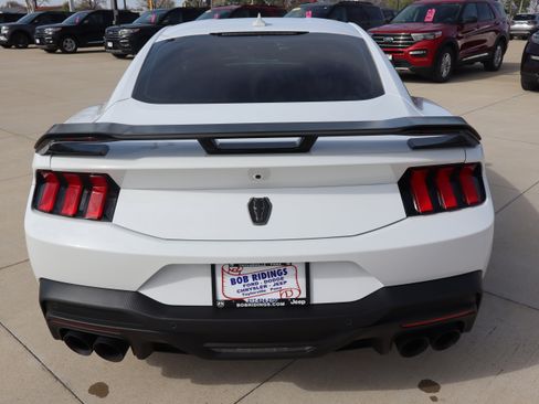 Used 2025 Ford Mustang Dark Horse image 6