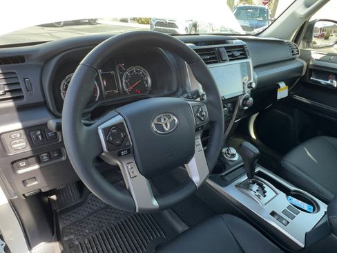 Used 2023 Toyota 4Runner TRD Sport w/ Technology Package image 19