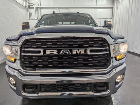 Used 2024 RAM 2500 Big Horn w/ Level 2 Equipment Group image 4