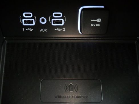 New 2025 Jeep Grand Cherokee Altitude image 23