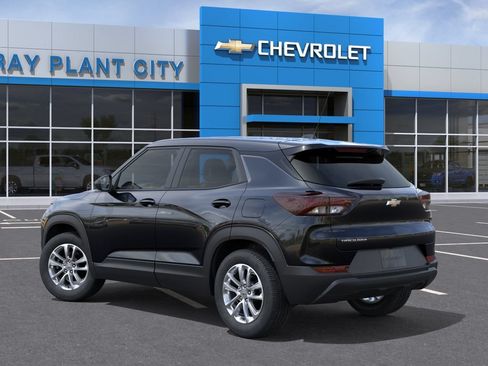 New 2026 Chevrolet TrailBlazer LS FWD image 3