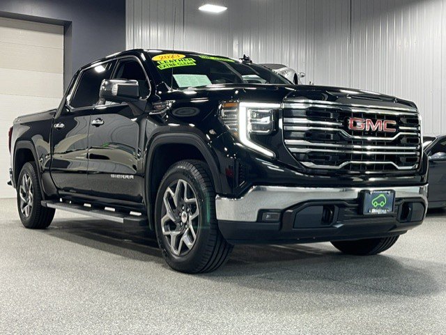 Certified 2023 GMC Sierra 1500 SLT w/ SLT Premium Package AWD/4WD image 8