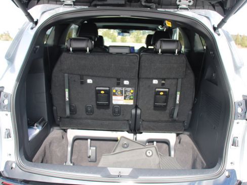 Certified 2025 Toyota Sienna Limited image 14