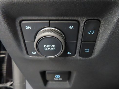 Used 2025 Ford Expedition Platinum w/ Platinum Ultimate Package image 61