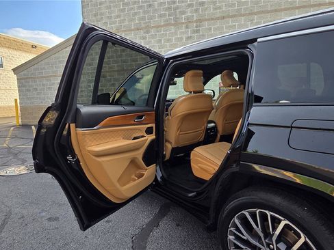 Used 2022 Jeep Grand Cherokee L Summit AWD/4WD image 27