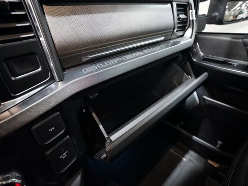 Used 2023 Ford F250 Platinum image 28