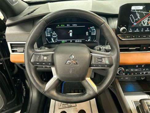 Used 2023 Mitsubishi Outlander SEL 40th Anniversary image 4