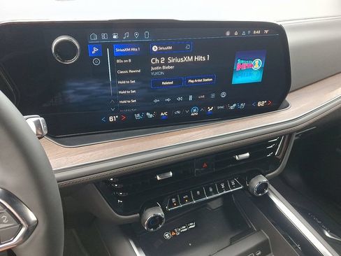 New 2026 Chevrolet Suburban High Country AWD/4WD image 7