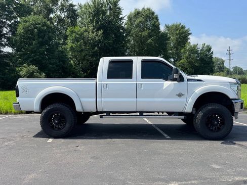 Used 2012 Ford F250 Lariat w/ Chrome Pkg AWD/4WD image 6