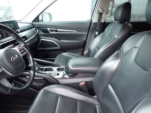 Used 2020 Kia Telluride LX AWD/4WD image 9