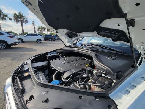 Used 2016 Mercedes-Benz GLE 350 4MATIC w/ Premium Package image 17