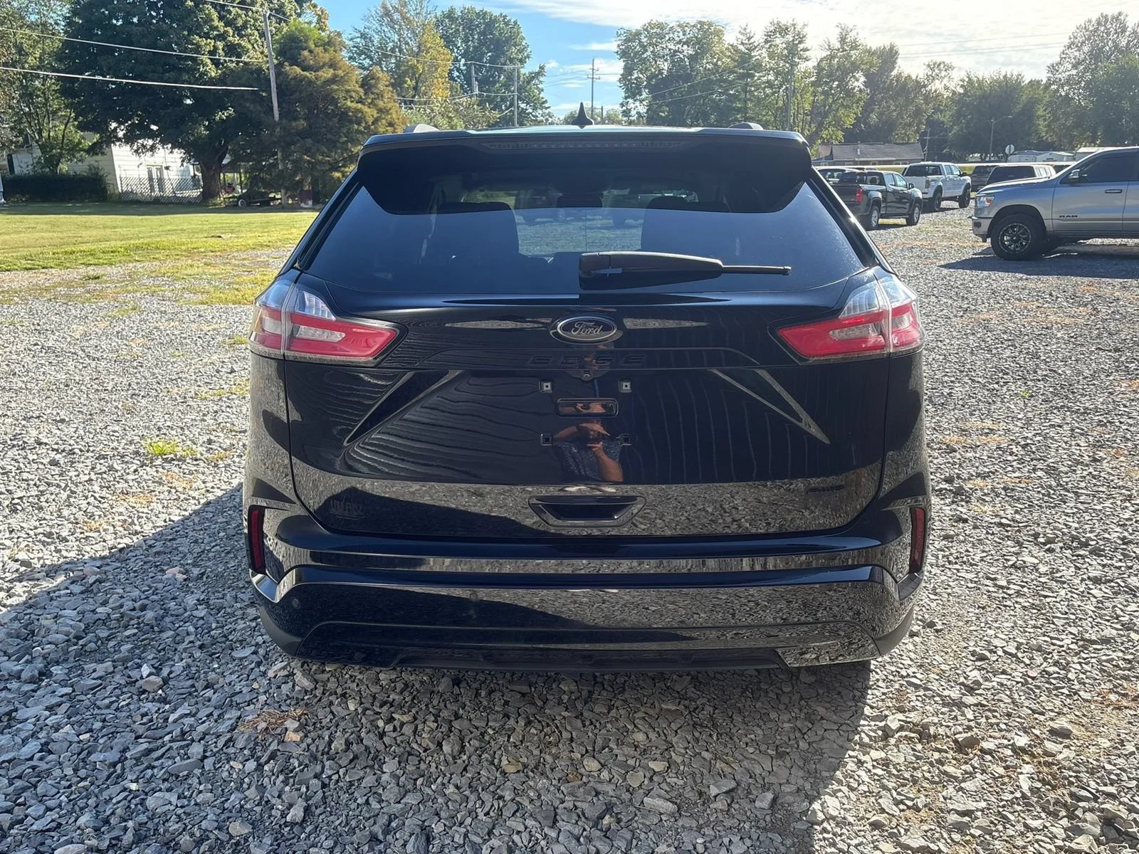 Used 2022 Ford Edge SE w/ Black Appearance Package AWD/4WD image 6