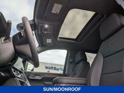 New 2025 GMC Sierra 2500 Denali w/ Denali Reserve Package image 28