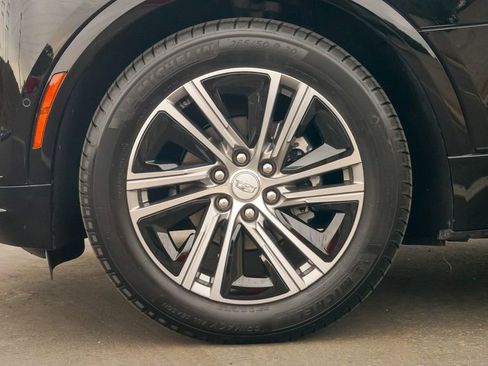 Certified 2025 Cadillac Lyriq Luxury image 9