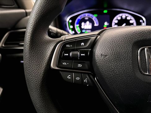 Used 2021 Honda Accord EX image 19