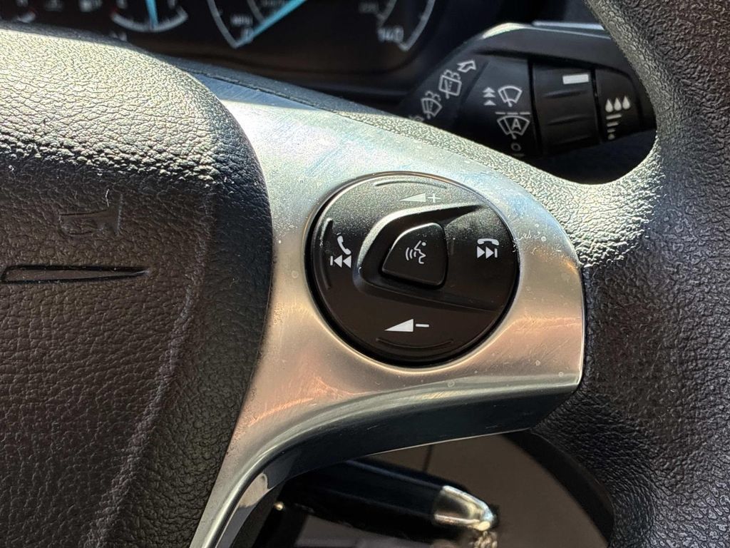 Used 2022 Ford Transit Connect XLT FWD image 32