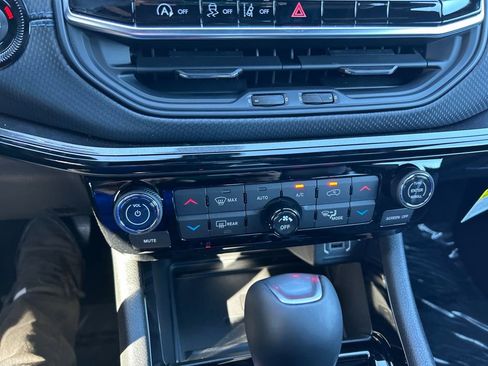 New 2026 Jeep Compass Latitude w/ Quick Order Package 29K image 18