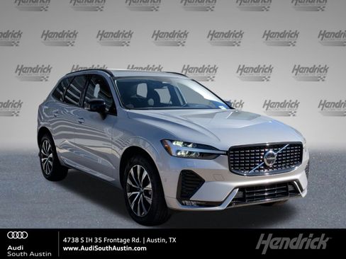 Used 2025 Volvo XC60 B5 Plus image 1