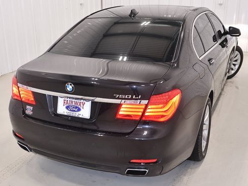 Used 2011 BMW 750Li xDrive image 42