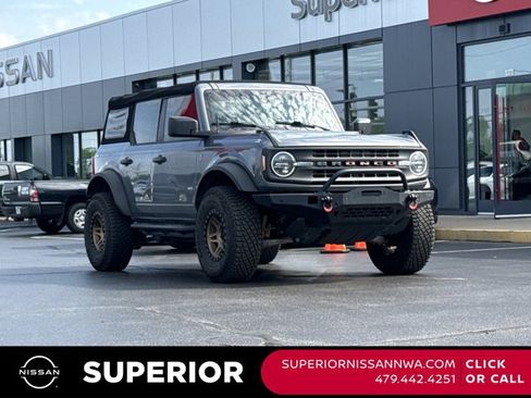 Used 2022 Ford Bronco 4-Door w/ Sasquatch Package image 1