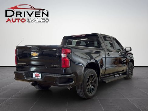 Used 2022 Chevrolet Silverado 1500 Custom image 6