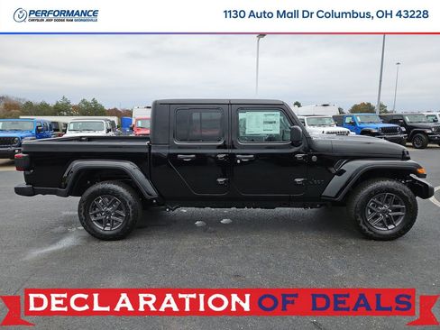 New 2026 Jeep Gladiator Sport image 9