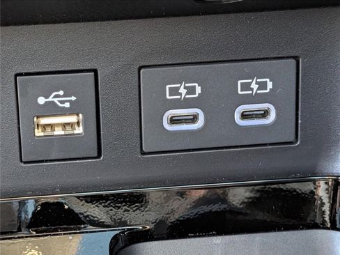 Used 2025 Toyota Camry XSE image 25