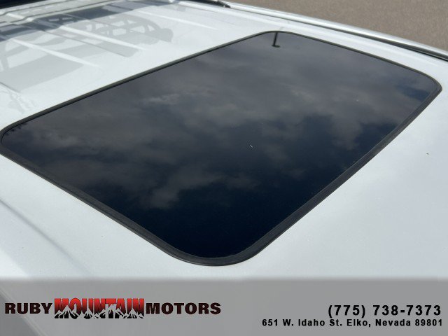 Used 2022 Toyota Sienna Limited AWD/4WD image 28