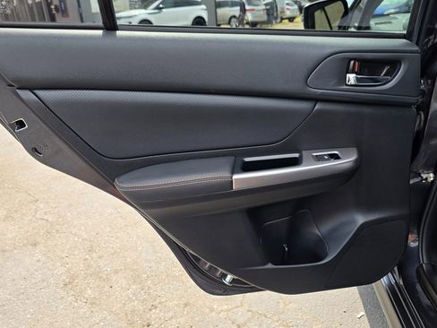 Used 2017 Subaru Crosstrek 2.0i Limited image 29