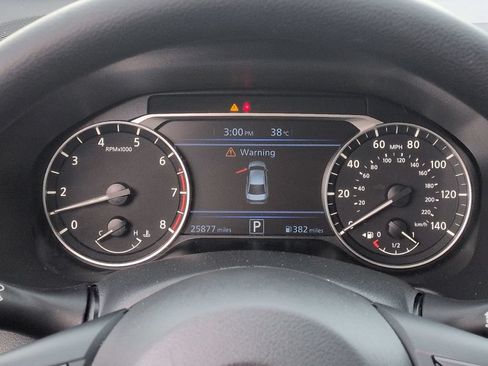 Used 2025 Nissan Altima 2.5 SV FWD image 4