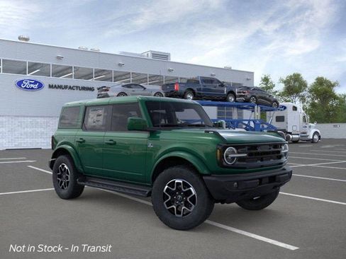 New 2025 Ford Bronco Outer Banks image 7