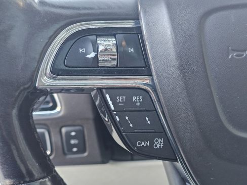 Used 2018 Lincoln Navigator L Black Label w/ Cargo Package image 27