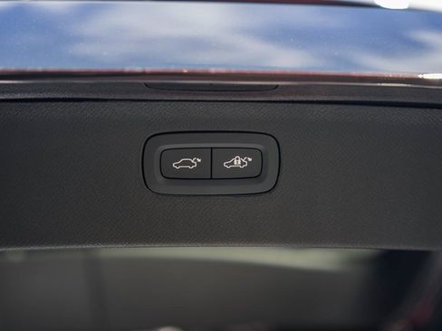 New 2026 Volvo XC90 B6 Ultra w/ Protection Package Premier image 10