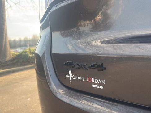 Used 2023 Jeep Compass Altitude image 14