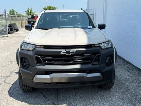 Used 2026 Chevrolet Colorado Trail Boss AWD/4WD image 5