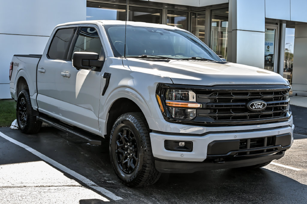 Certified 2024 Ford F150 XLT w/ Equipment Group 302A MID AWD/4WD image 9