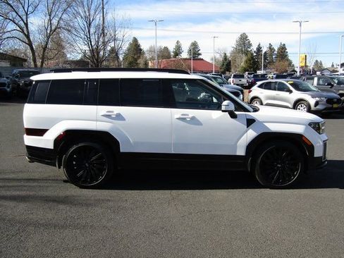 Used 2025 Hyundai Santa Fe Calligraphy image 6